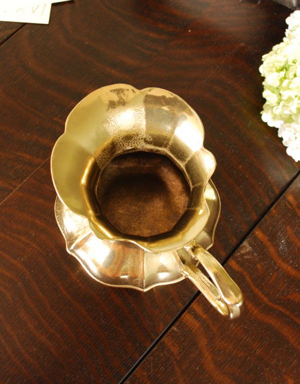 その他インテリア雑貨　インテリア雑貨　真鍮水差し。上から見るとこんな感じです。(n16-078)