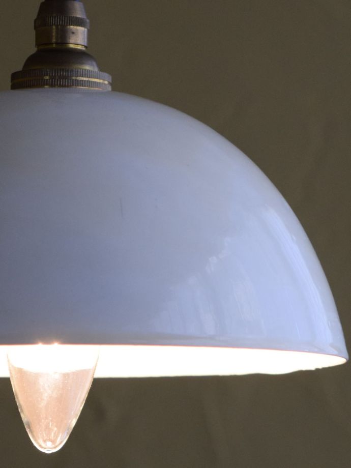 点灯後のペンダントライト