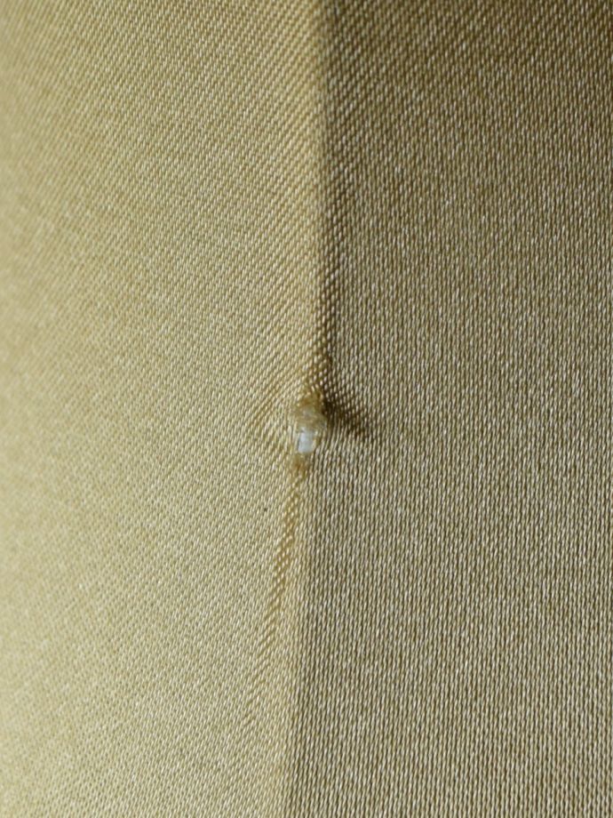 ホツレがあるのでSALE価格です