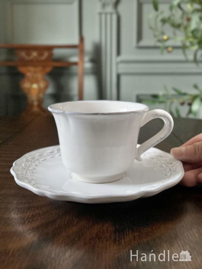 カップ＆ソーサーの横