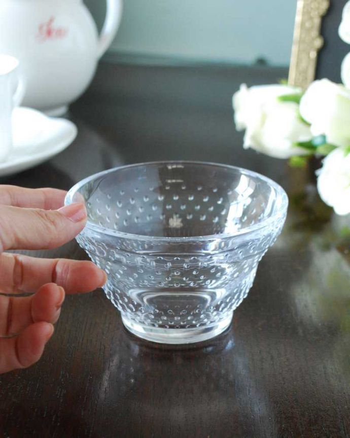 ダイニング雑貨　インテリア雑貨　フランス生まれの可愛い宝石の形、デザートカップ（ドット）。可愛いミニサイズ大きさはコレくらい。(n2-040)