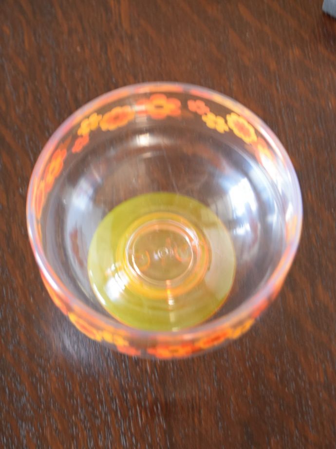 おしゃれな脚付きグラス