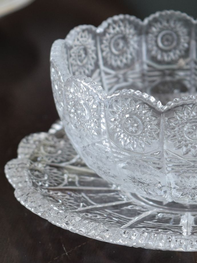 おしゃれなカップとソーサー