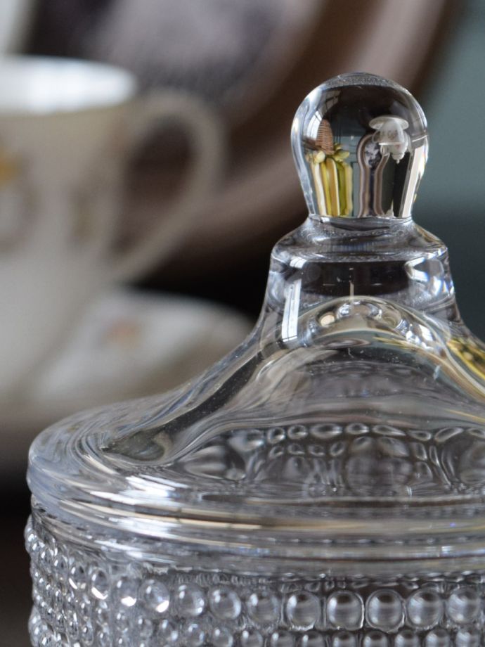 アンティーク風のガラスボックス