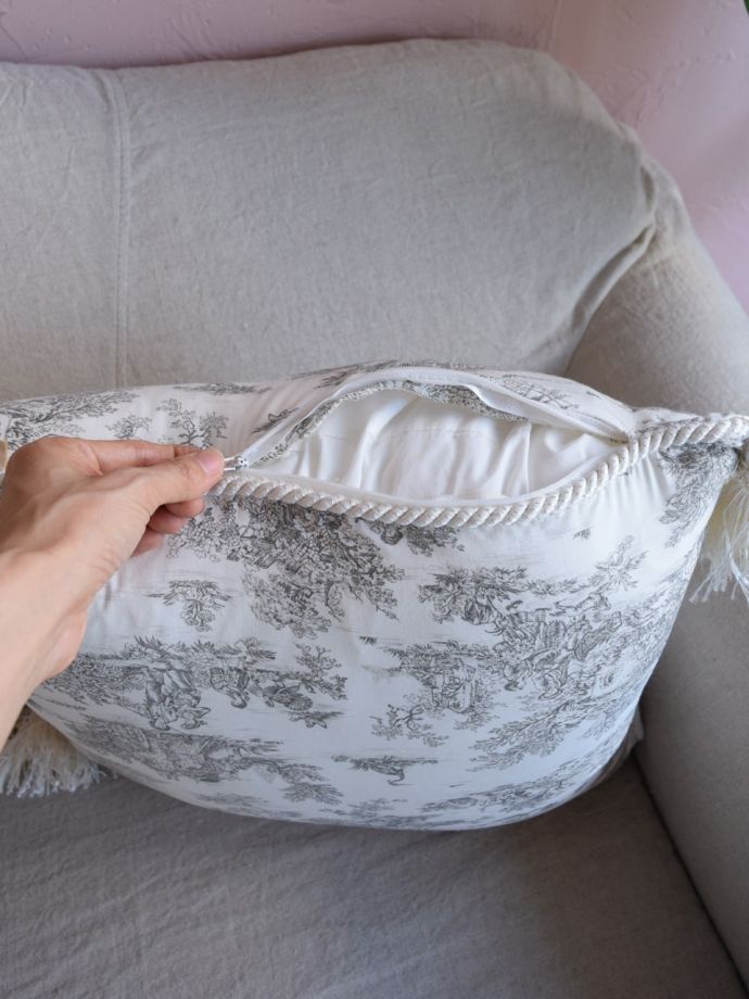 カバーとクッションのセットです