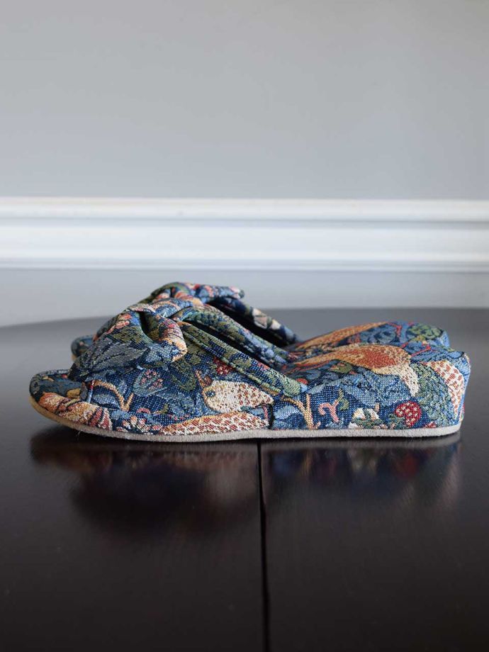 ウィリアムモリス柄のスリッパ