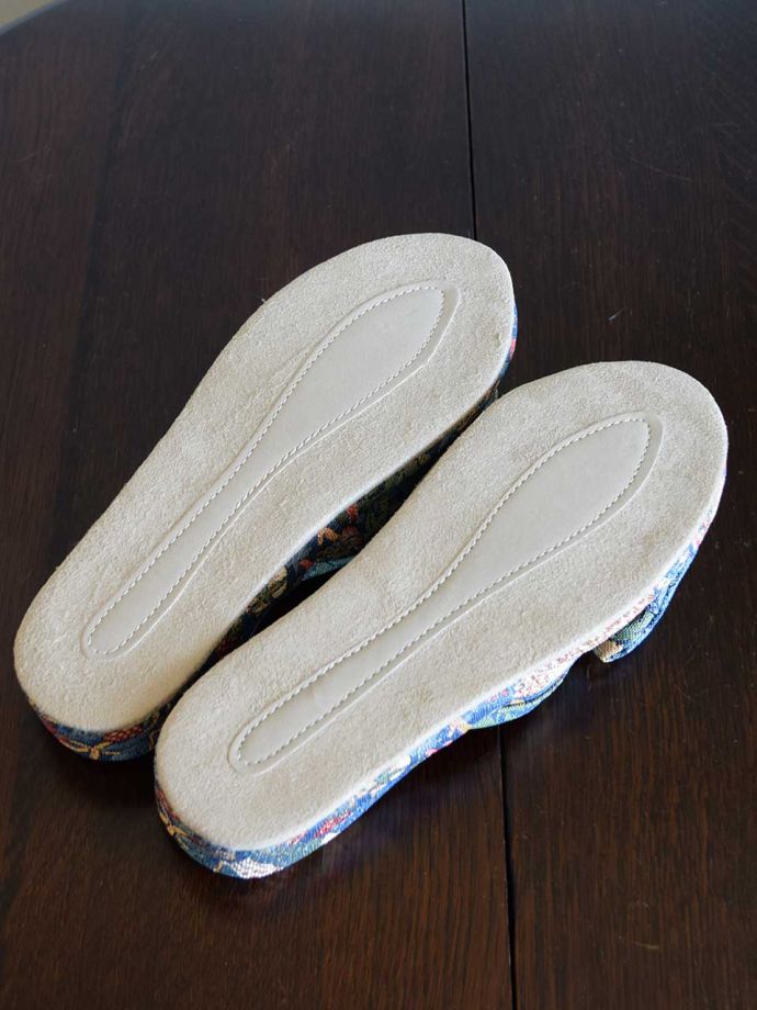 リボンスリッパの裏側