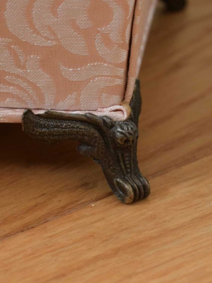 ダストボックスの脚