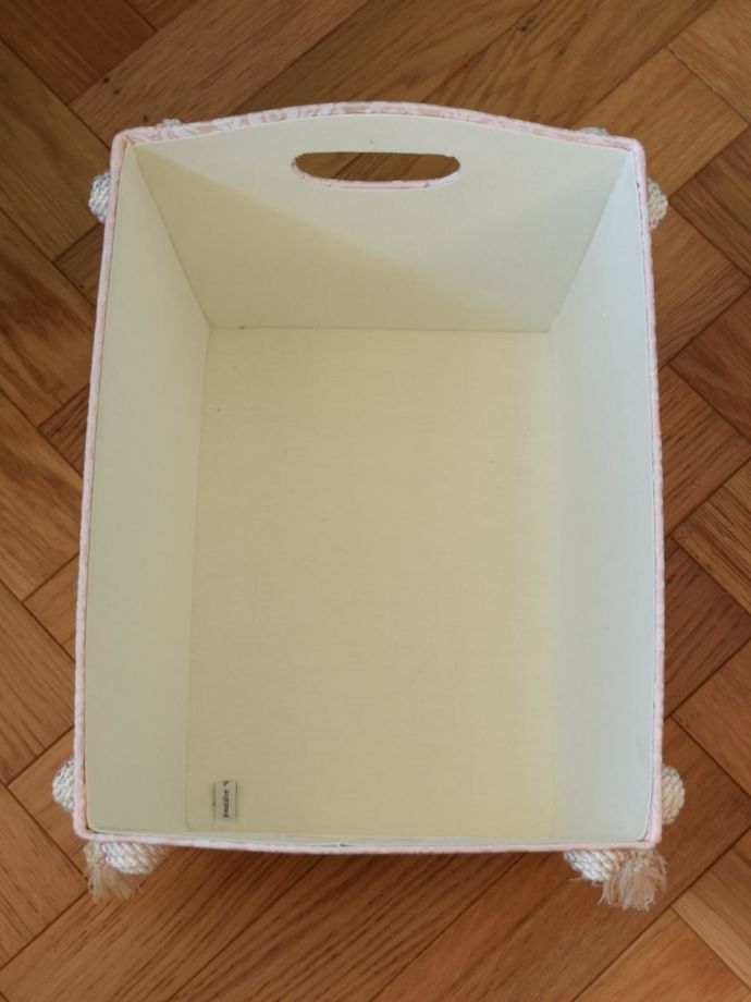 マガジンホルダーの中