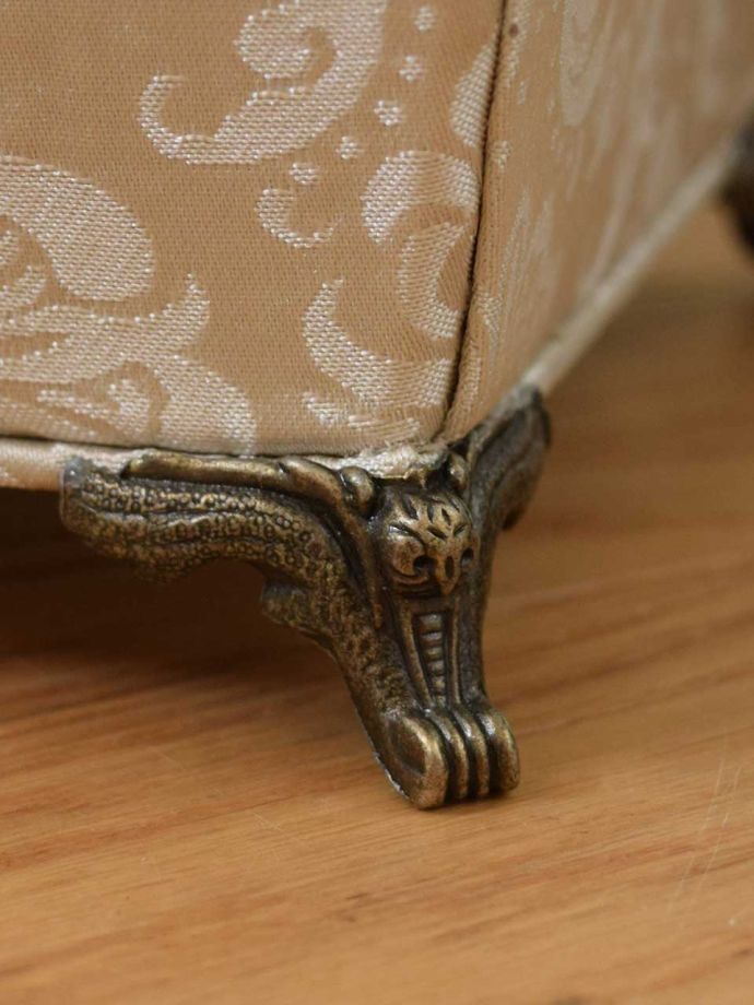 ダストボックスの脚