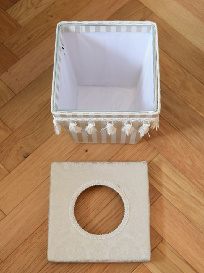 蓋付きダストボックス