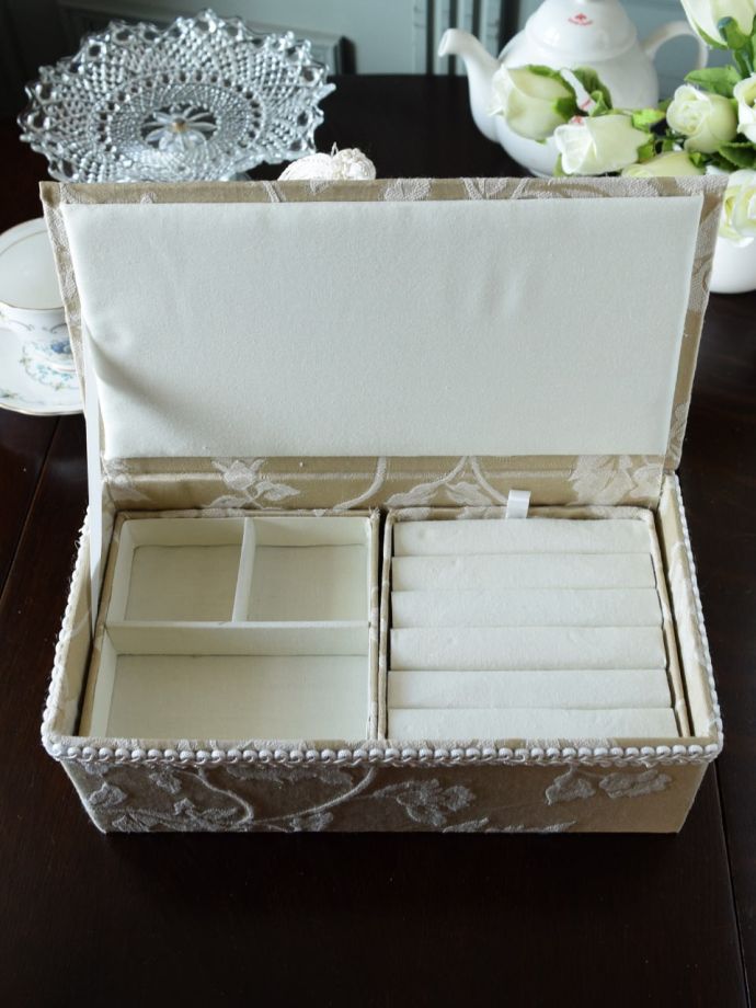 おしゃれなジュエリーボックス