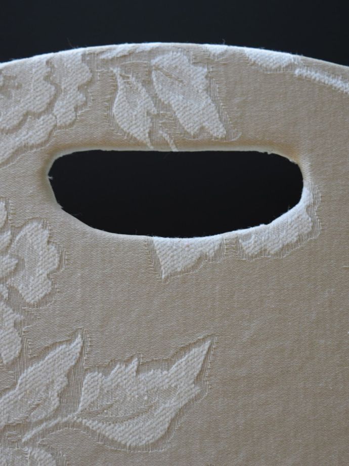 マガジンホルダーの持ち手