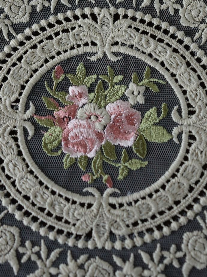 アンティーク調のレースマット