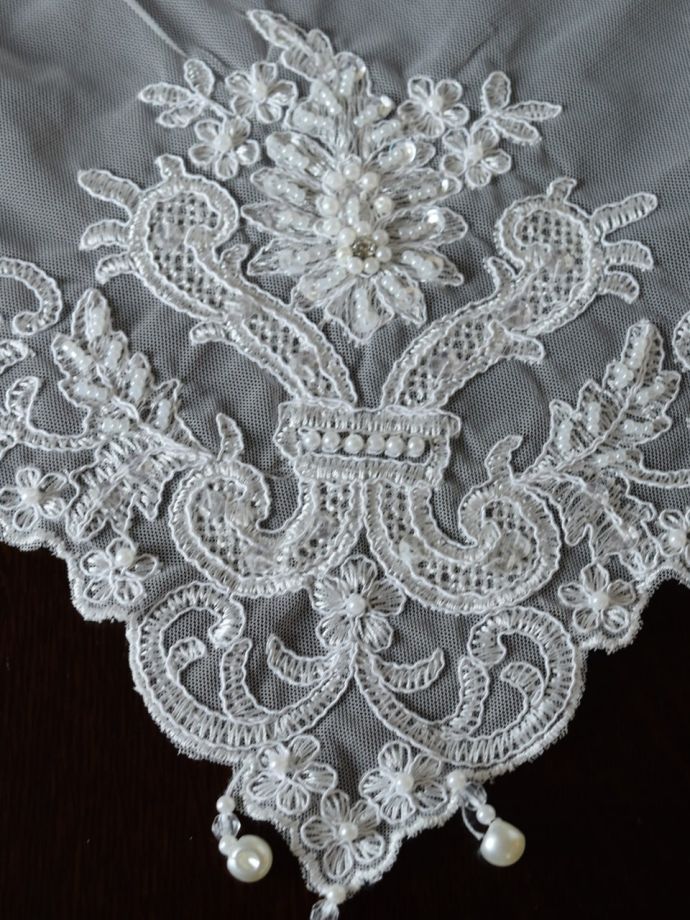 アンティーク調のテーブルセンター