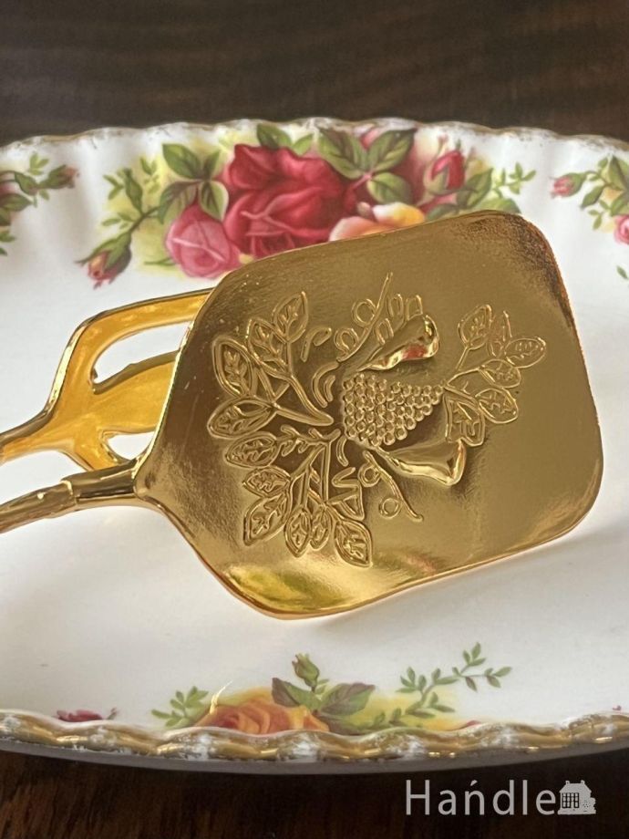 ケーキトングの装飾