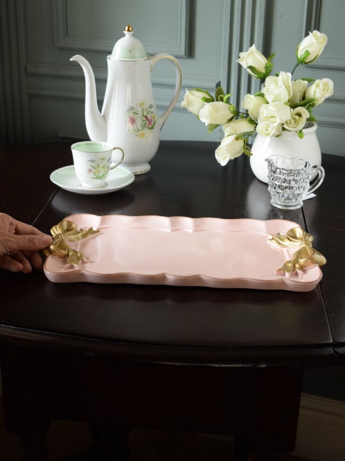 フランスアンティーク風のトレイ