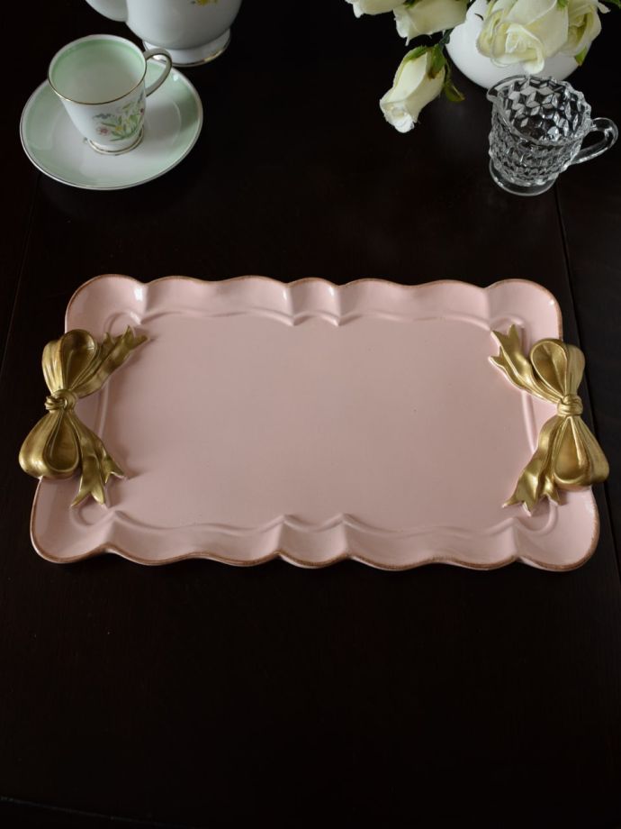 アンティーク風のトレイ