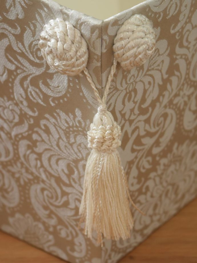 タッセル付きのおしゃれなデザイン