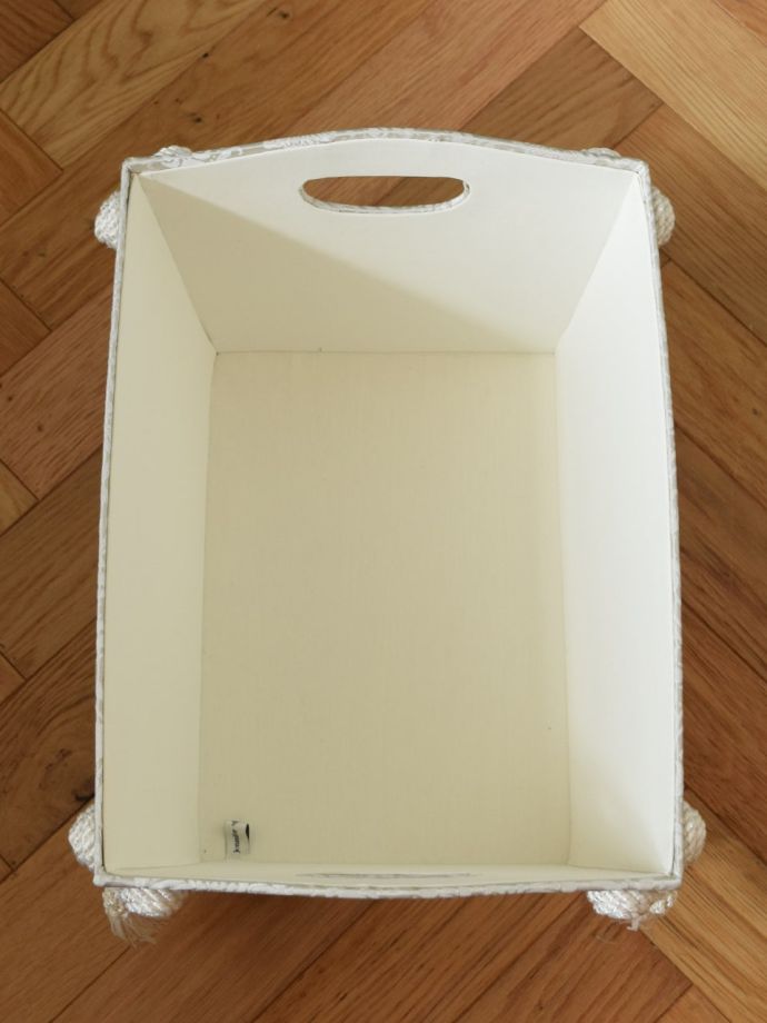 マガジンホルダーの中