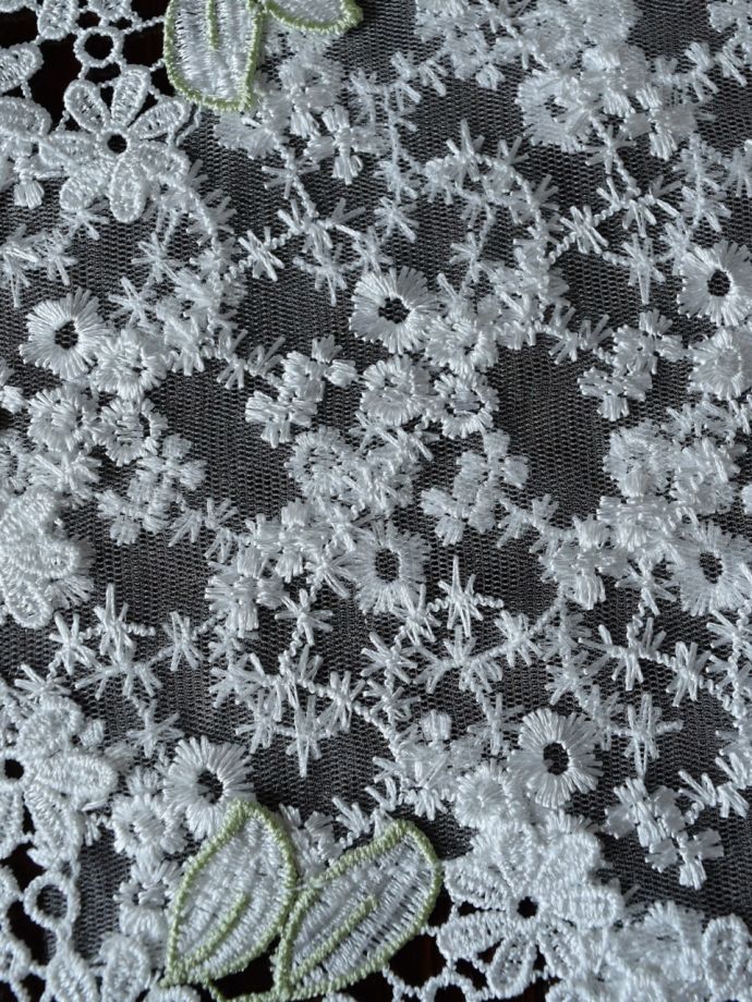 アンティーク調の美しいレース