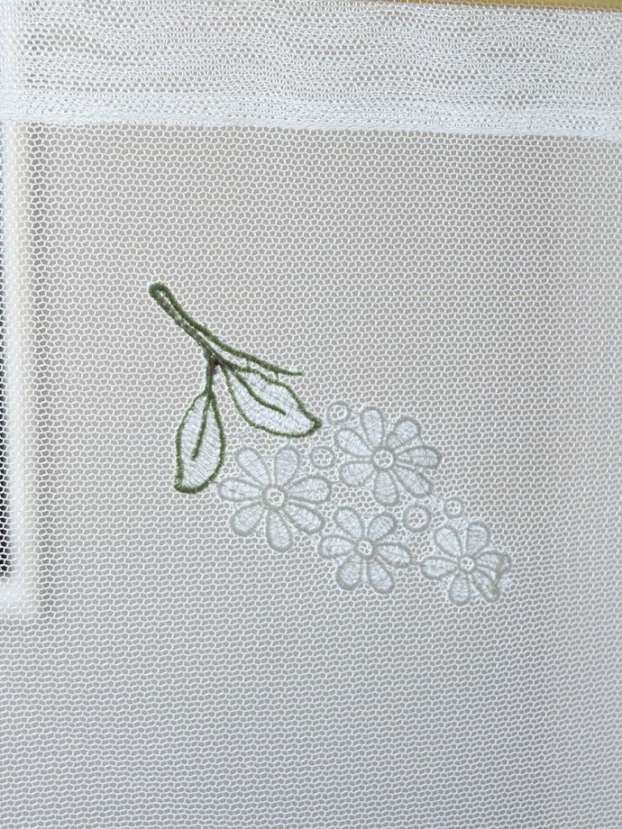 おしゃれなカーテンの模様