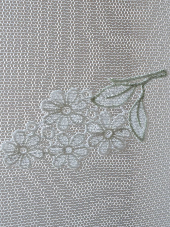 おしゃれなカーテンの模様