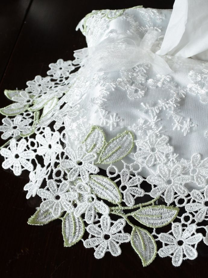 アンティーク調のティッシュケース