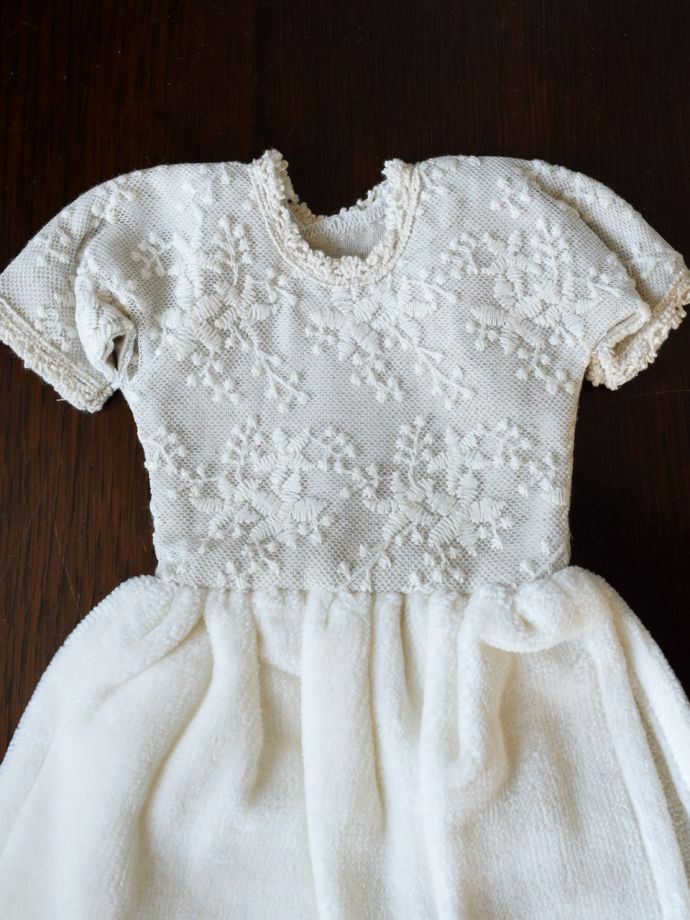 ドレスの形の可愛いタオル