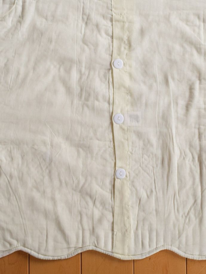 クッションカバーの反対側