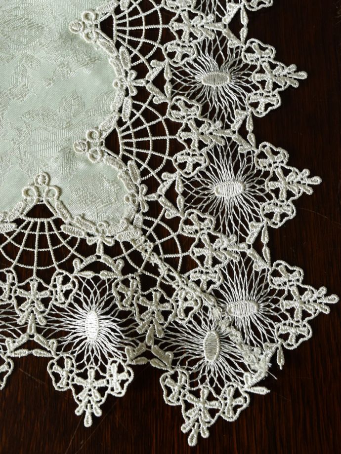 アンティーク調のランチョンマット