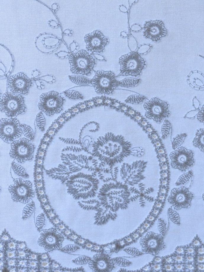 おしゃれなカーテンの模様