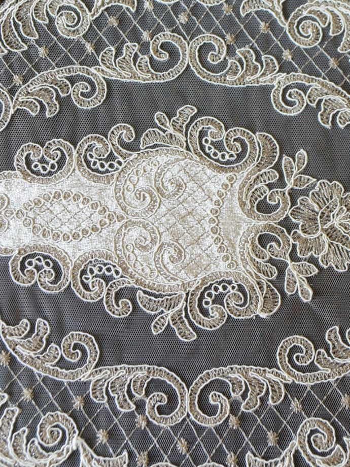 アンティーク調のレースマット