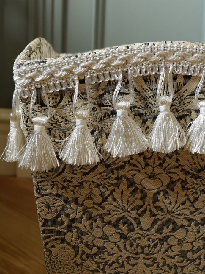 ウィリアムモリス風デザインのダストボックス