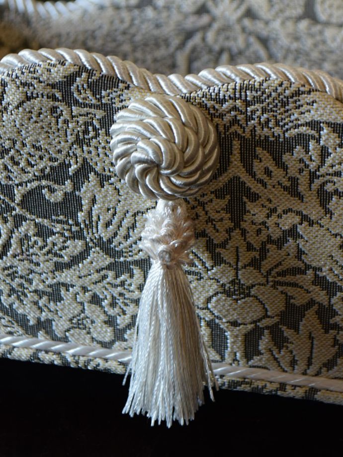 ウィリアムモリス風デザインの小物入れ