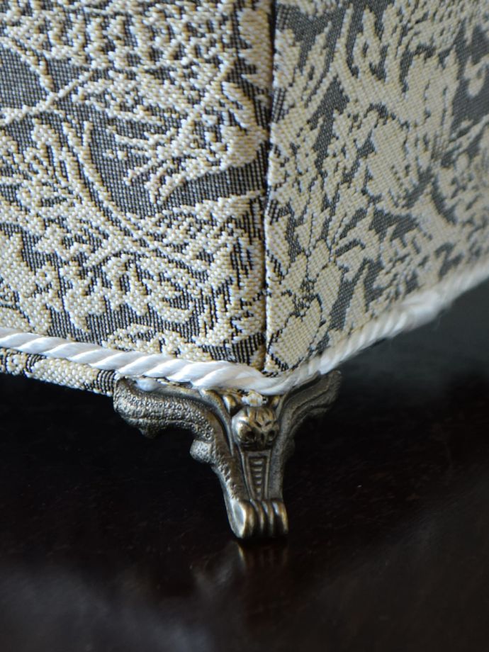 ウィリアムモリスのいちご泥棒風デザイン