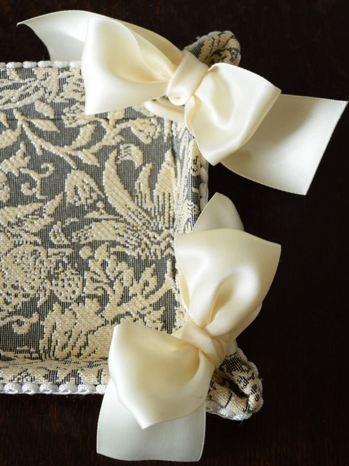 ウィリアムモリス風デザインのトレイ