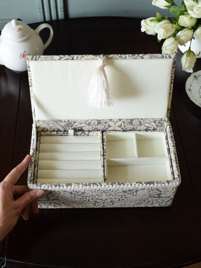 おしゃれなジュエリーボックス