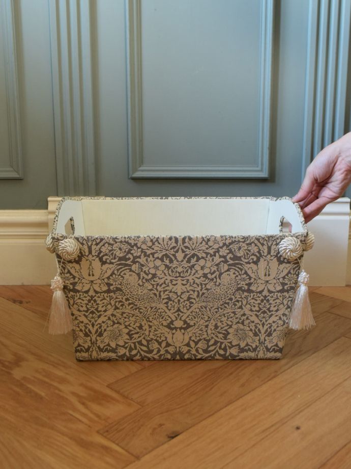 おしゃれなマガジンホルダー