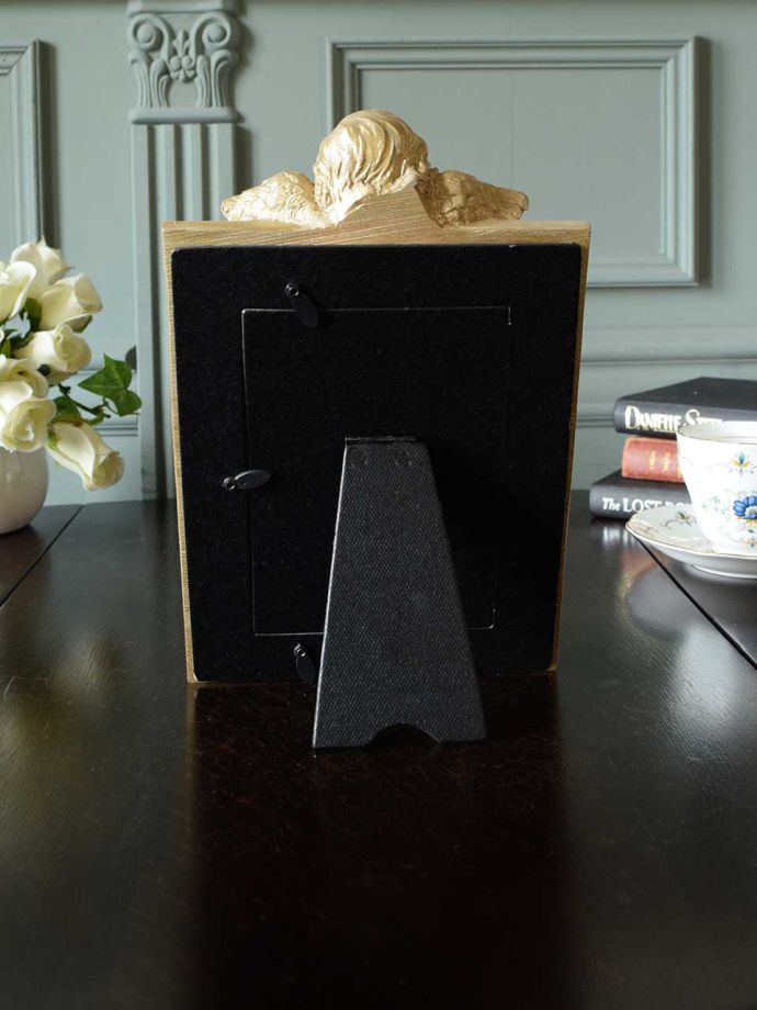 フォトフレームの裏側