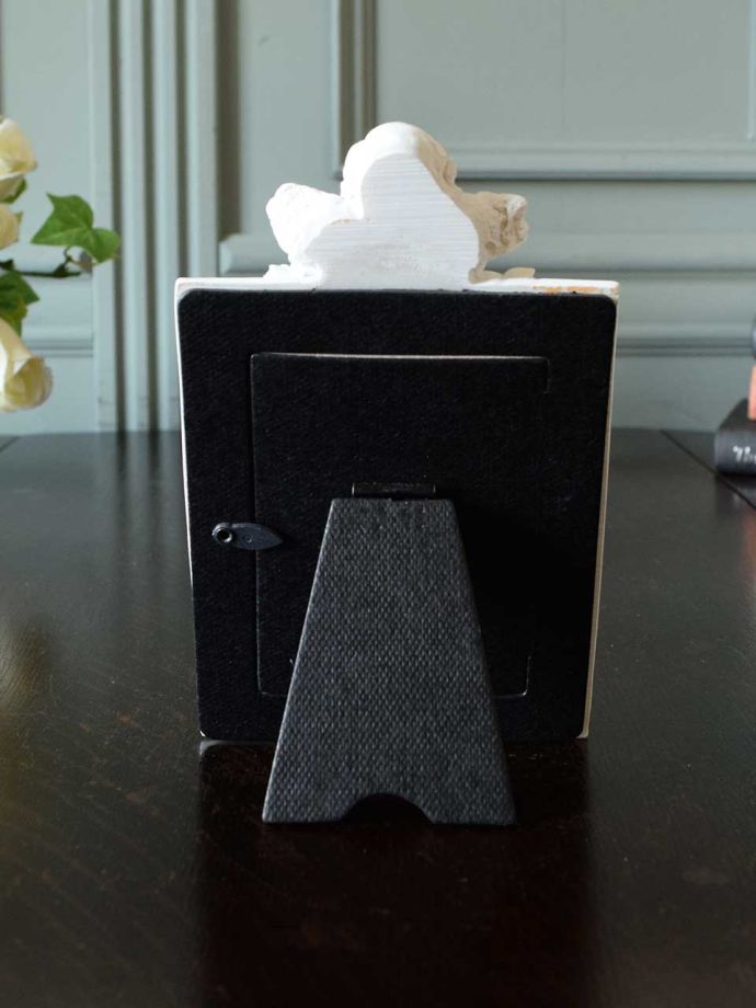 フォトフレームの裏側