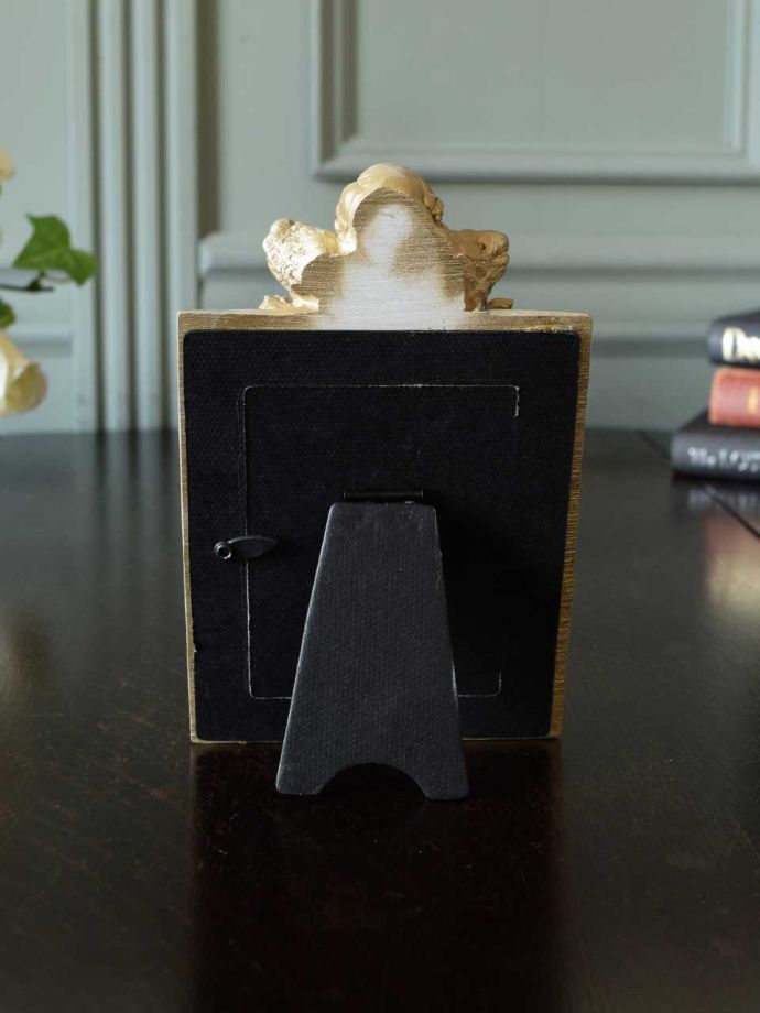 フォトフレームの裏側