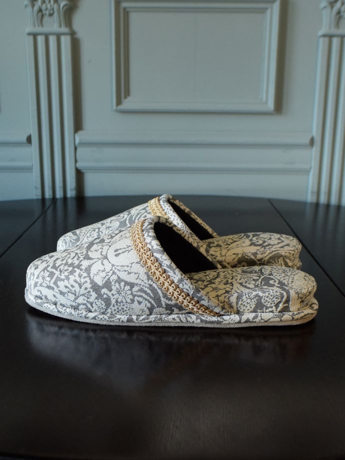 ウィリアムモリス風のスリッパ