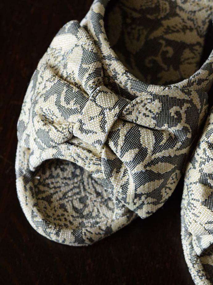 ウィリアムモリスデザインのスリッパ