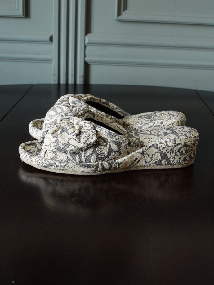 ウィリアムモリス柄のスリッパ