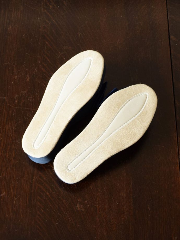 リボンスリッパの裏側