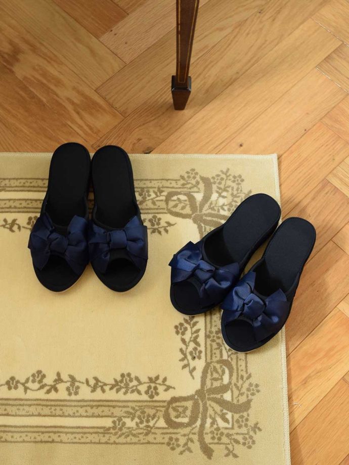 おしゃれなリボンスリッパ