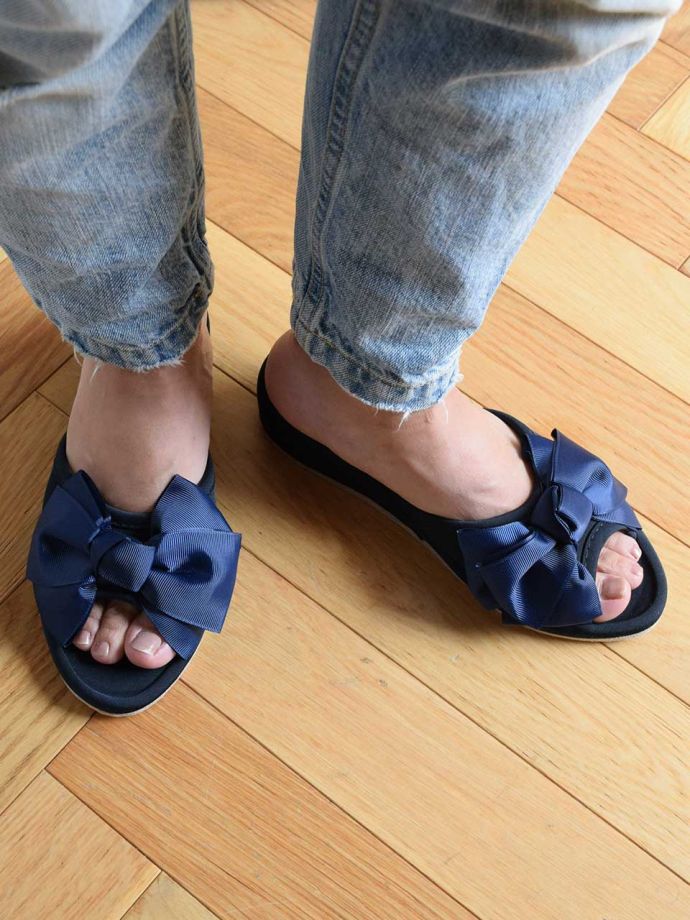 おしゃれな美脚スリッパ