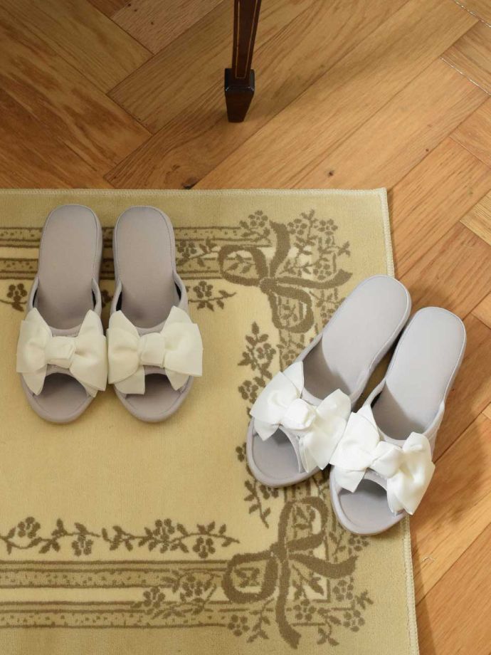 おしゃれなリボンスリッパ
