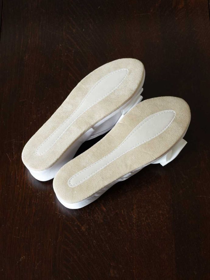 リボンスリッパの裏側